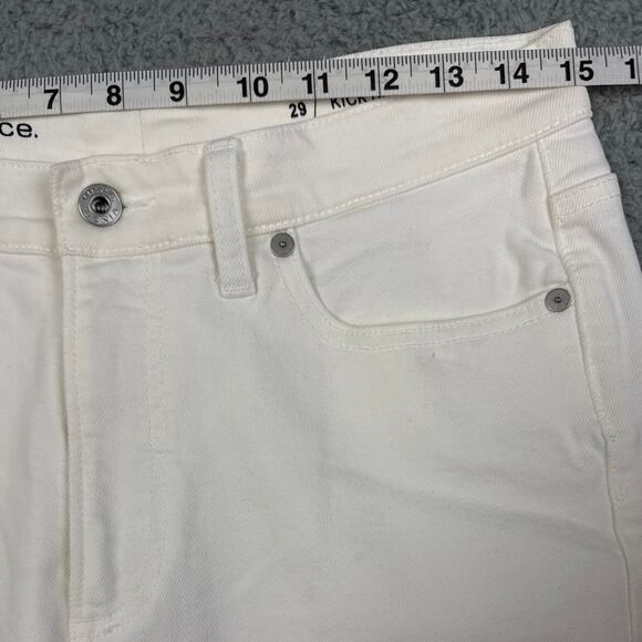Vince Women's Kick Boot Cut Denim Jeans Chalk White SZ 29 Quiet Luxury Designer - Picture 4 of 10